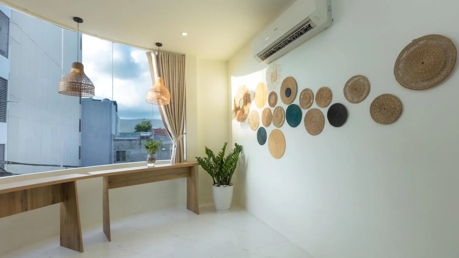 The Backpacker Hostel And Spa Da Nang 0*,  Vietnam
